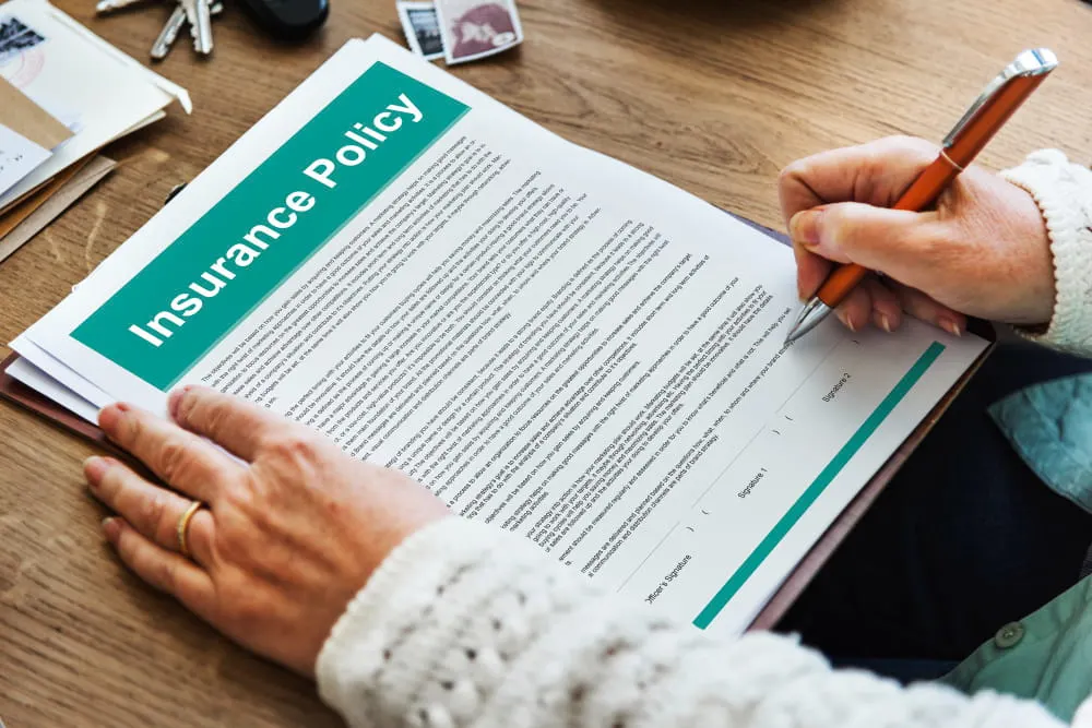 How Courier Insurance Protects Your Parcel During International Transit