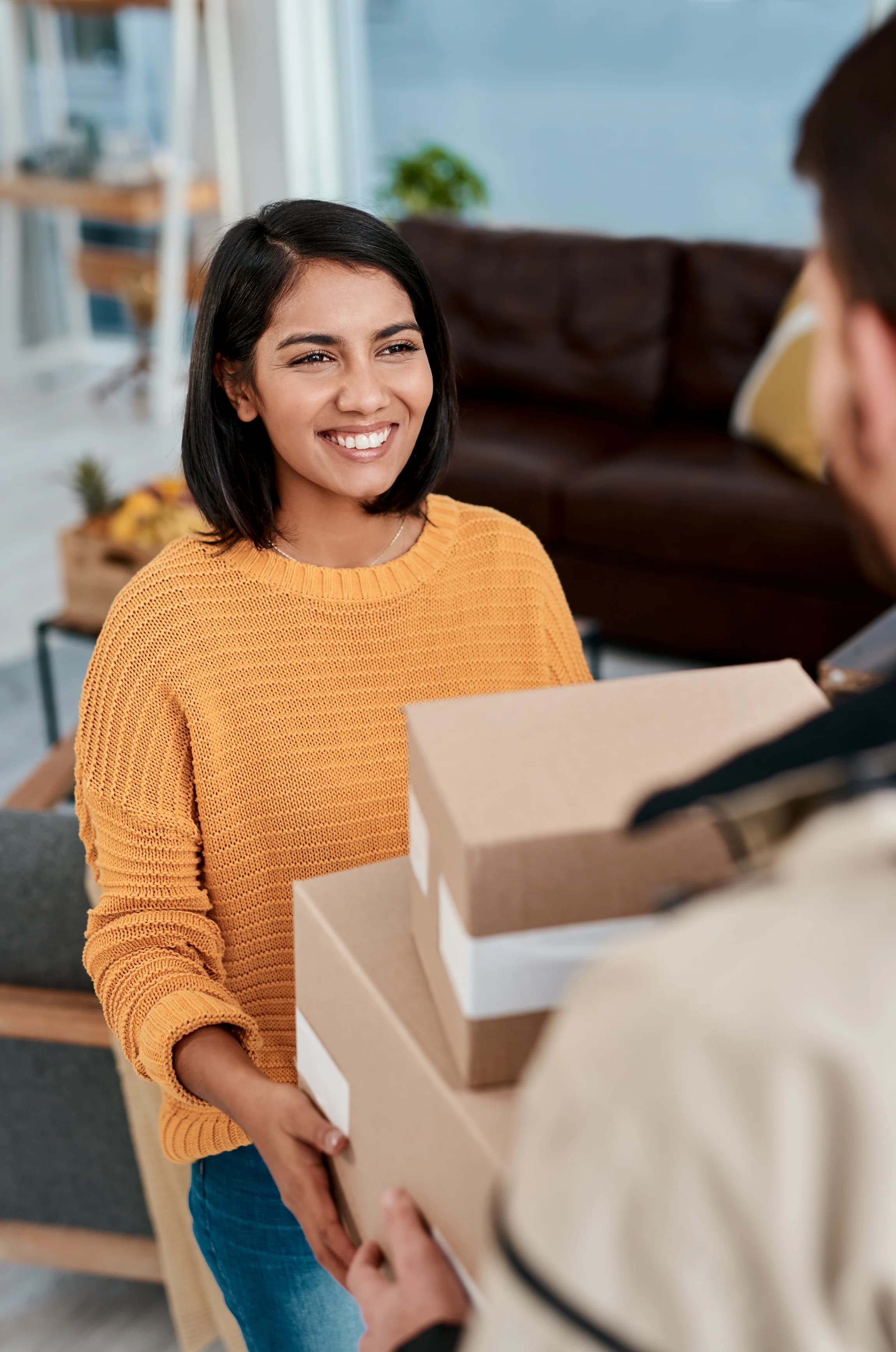 How to Send a Courier from Kerala to the UK Step-by-Step 2025 Guide